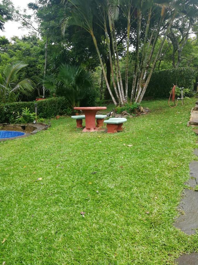 Pochote Lodge Guayabo  Eksteriør billede