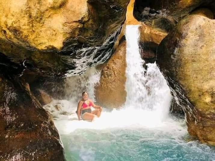 Pochote Lodge Guayabo  Eksteriør billede