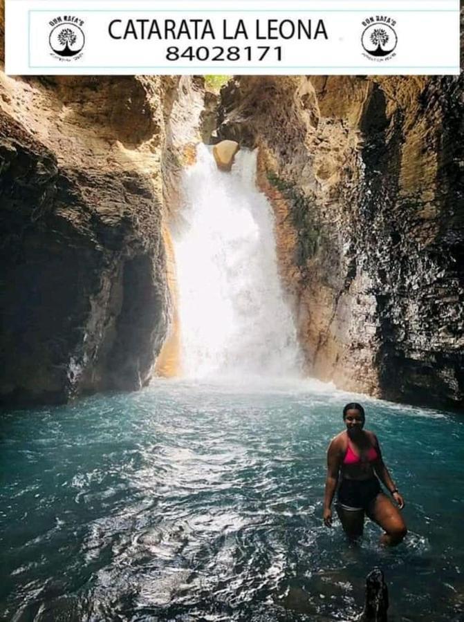 Pochote Lodge Guayabo  Eksteriør billede