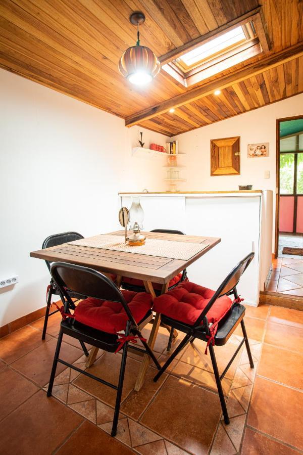 Pochote Lodge Guayabo  Eksteriør billede